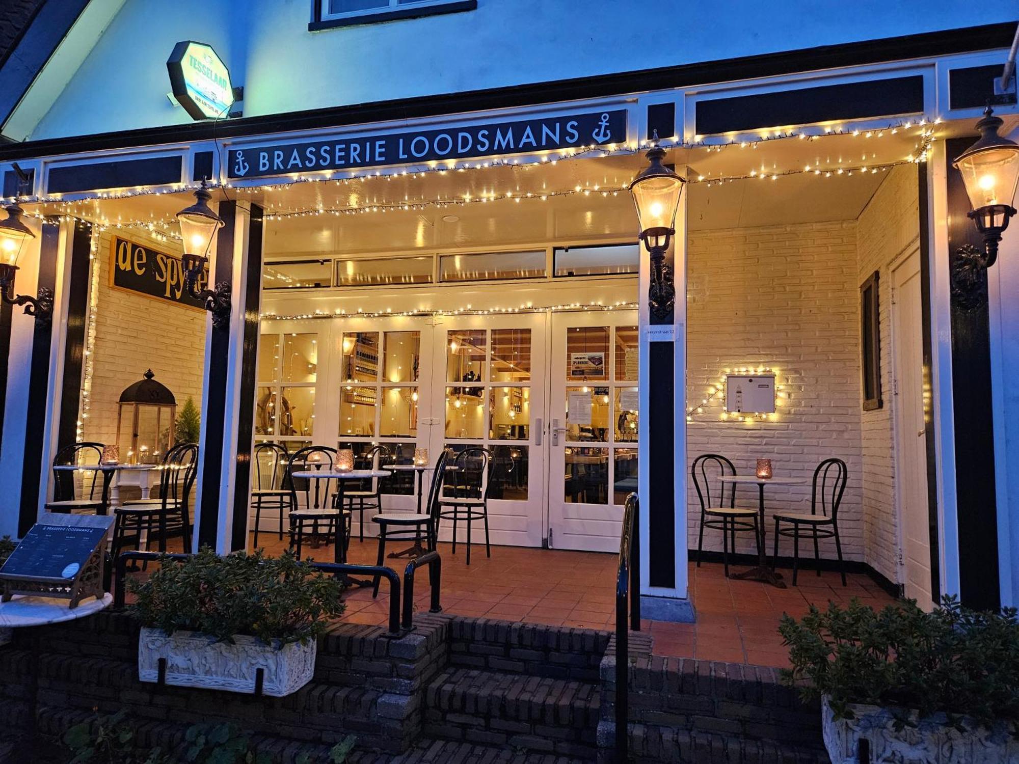 Hotel-Restaurant Loodsmans Welvaren Bv 덴 호른 외부 사진