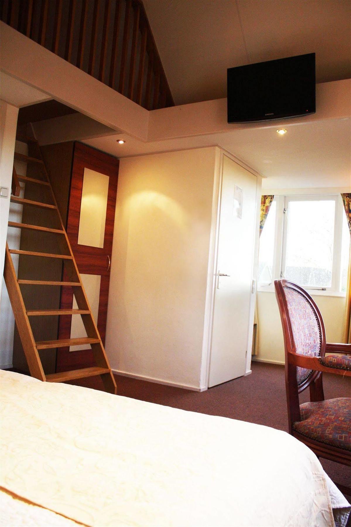 Hotel-Restaurant Loodsmans Welvaren Bv 덴 호른 외부 사진